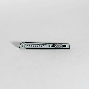 Red Dot Knife Pin